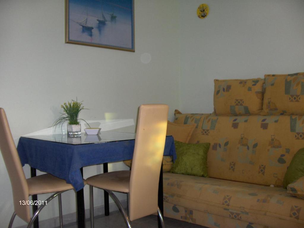 Apartments Miranda Kaprije Kamer foto